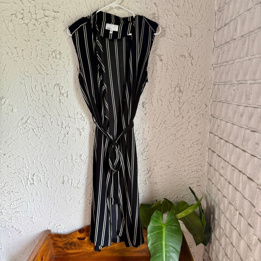 DR2 Black & White Striped Sleeveless Duster Vest Size Large Longline Open Front